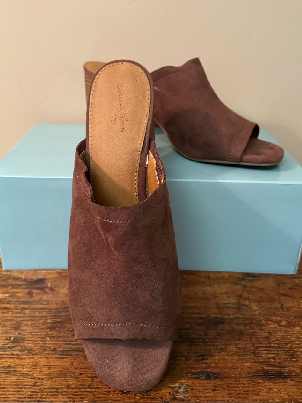 Universal Thread Brown Suede Open-Toe Block Heel Mules, Size 9.5